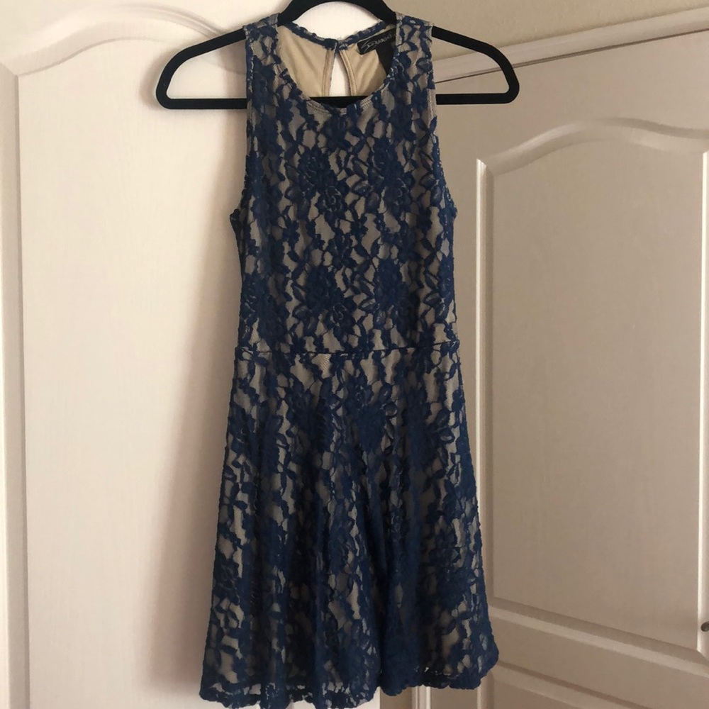 Blue dress - Picture 2 of 8